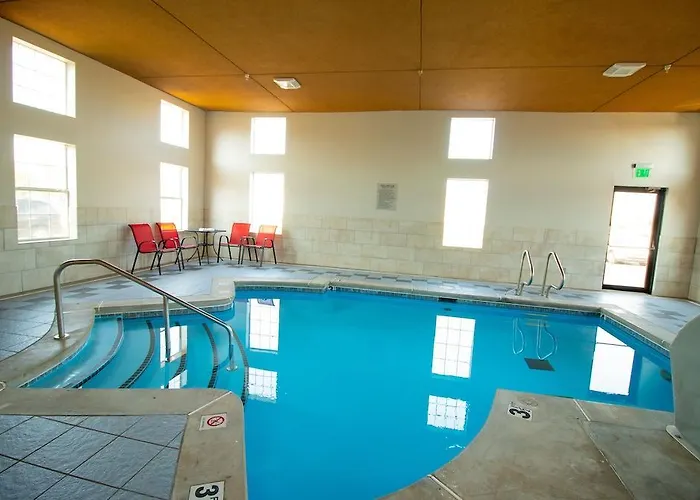 Hotel Surestay By Western East
