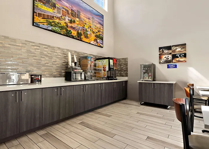 Surestay By Western East Hotel Tulsa