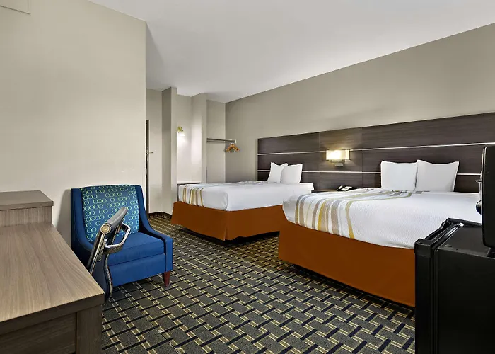 Surestay By Western East 3*
