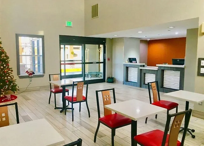 Surestay By Western East 3*